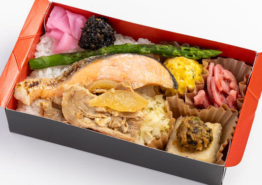一段弁当 鮭の塩焼きと豚の生姜焼き