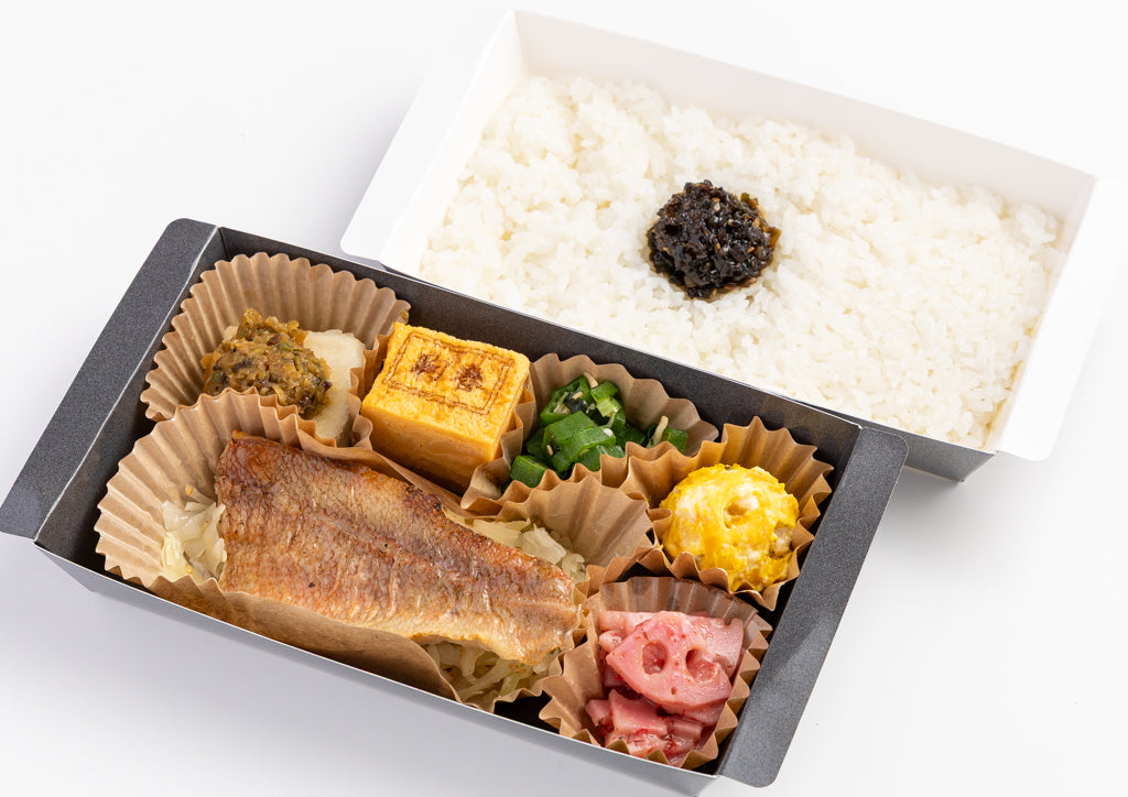 二段折箱弁当 赤魚の味醂醤油焼き