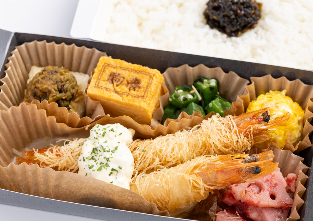 二段折箱弁当 海老のカダイフ揚げ