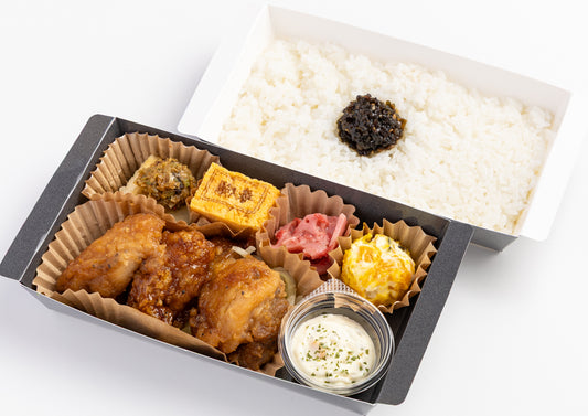 二段折箱弁当 濃厚タルタルのチキン南蛮